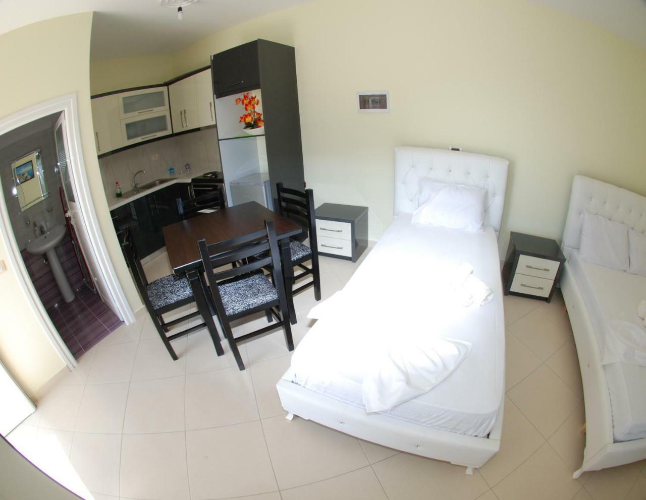 Rama Apartments Sarande Exterior photo
